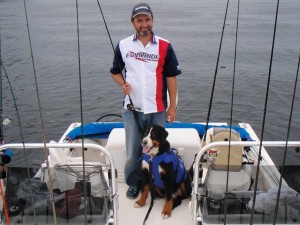 lawrence_and_maestro_pfd_on_boat